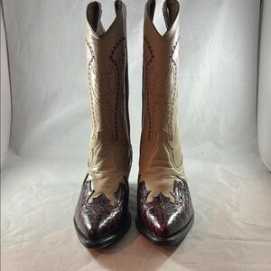 Women’s Western Cowboy Boots - Burgundy and Taupe